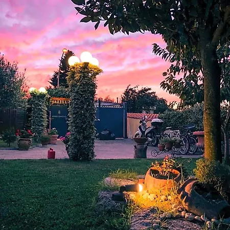 Il Bacio E La Nocciola Frühstückspension Labico