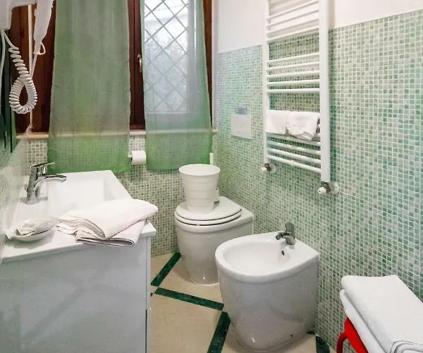 Bed & Breakfast Il Bacio E La Nocciola 4*